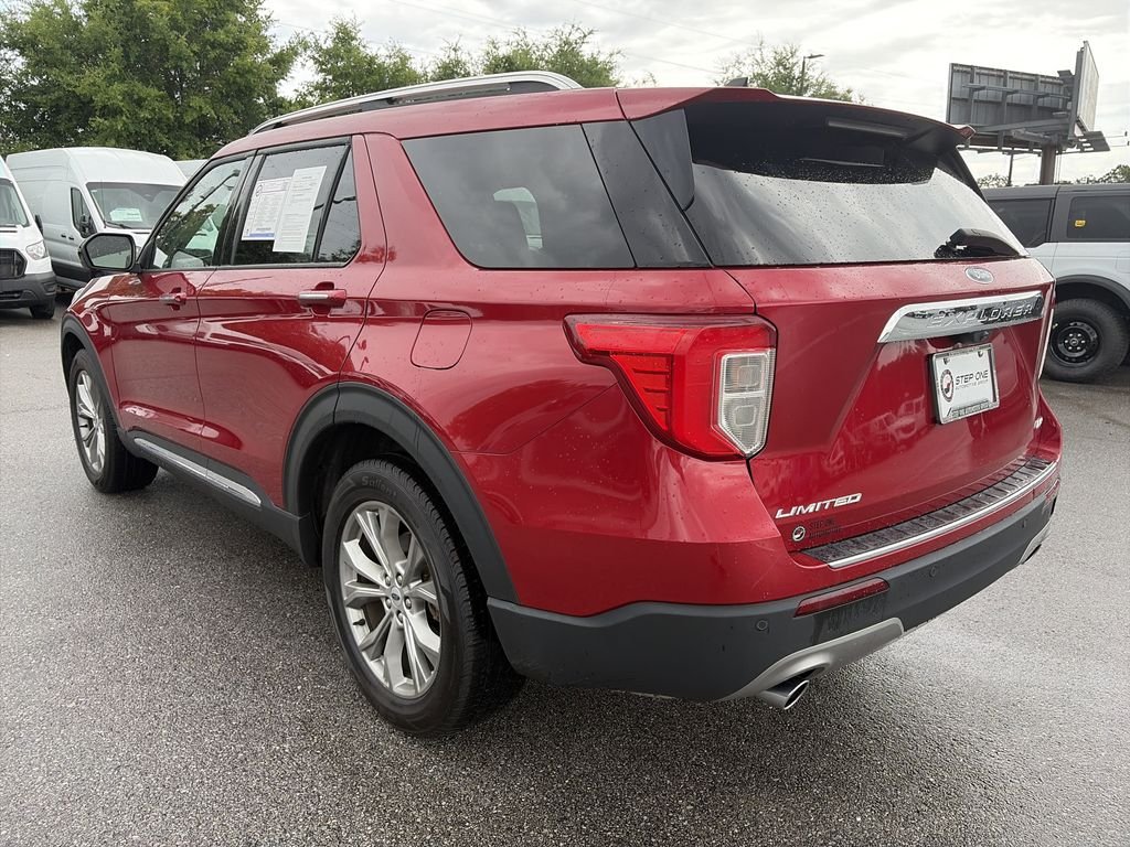 Used 2023 Red Ford Limited image 5