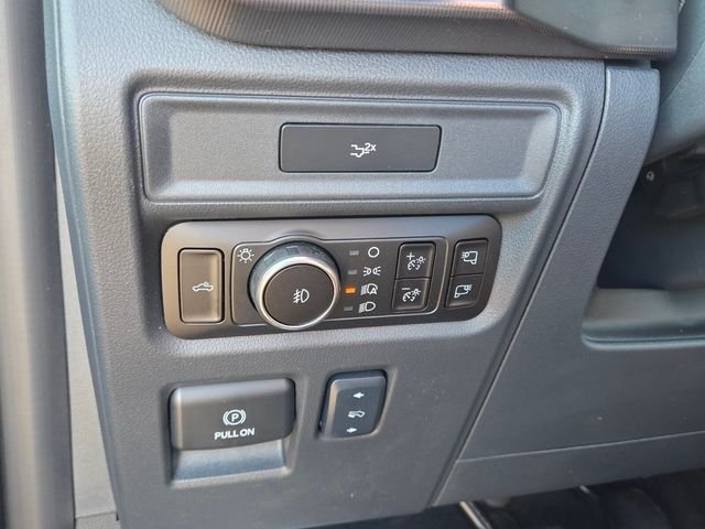 New 2026 Carbonized Gray Metallic Ford Lariat image 58