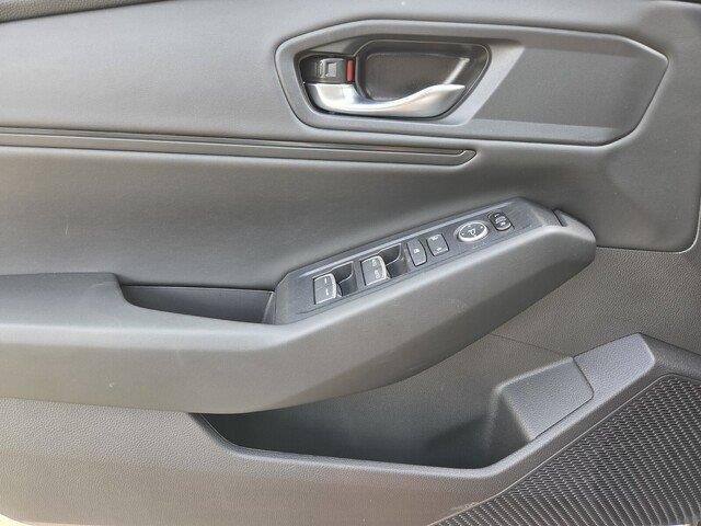 New 2026 Solar Silver Metallic Honda SE image 20