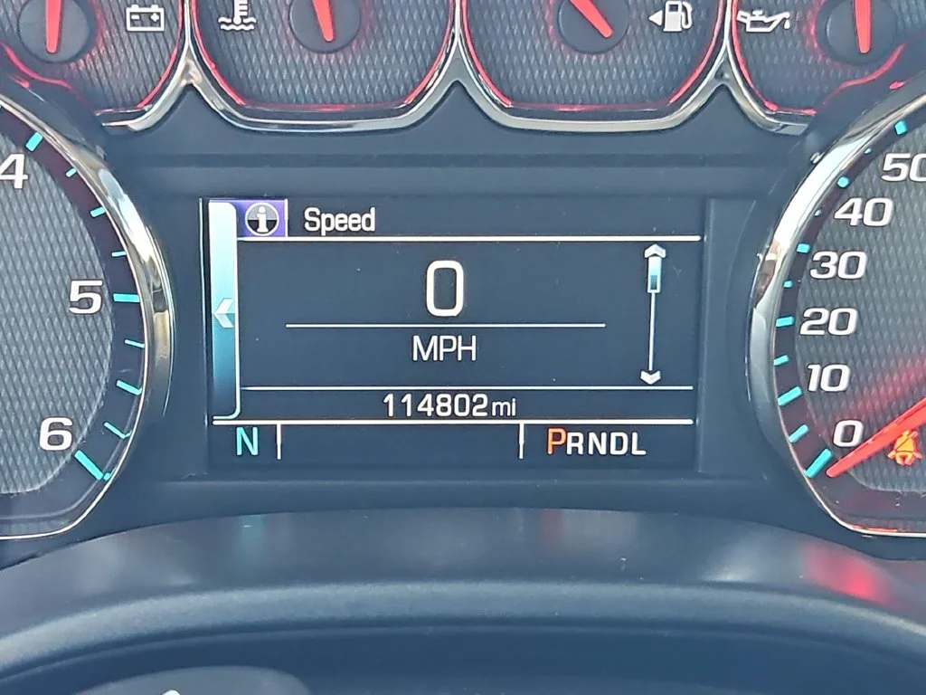 Used 2018 Summit White Chevrolet LT image 16