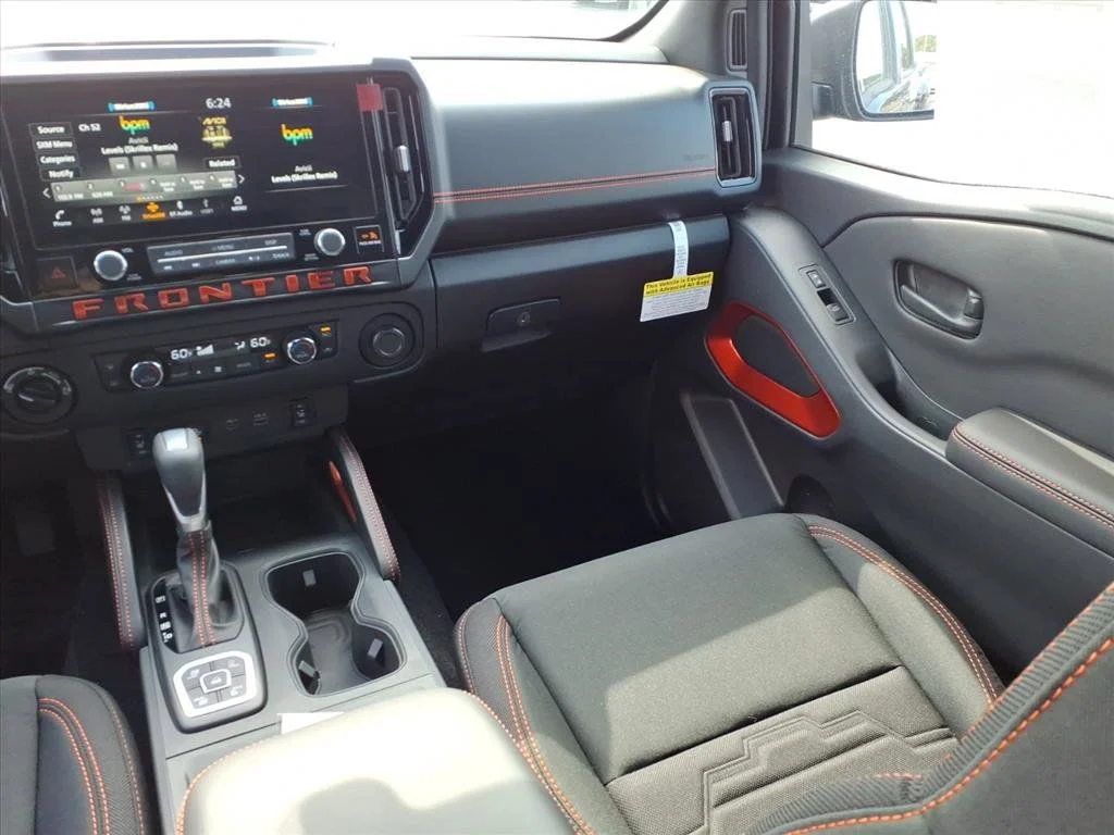 2026 Nissan Frontier PRO-4X - Photo 10