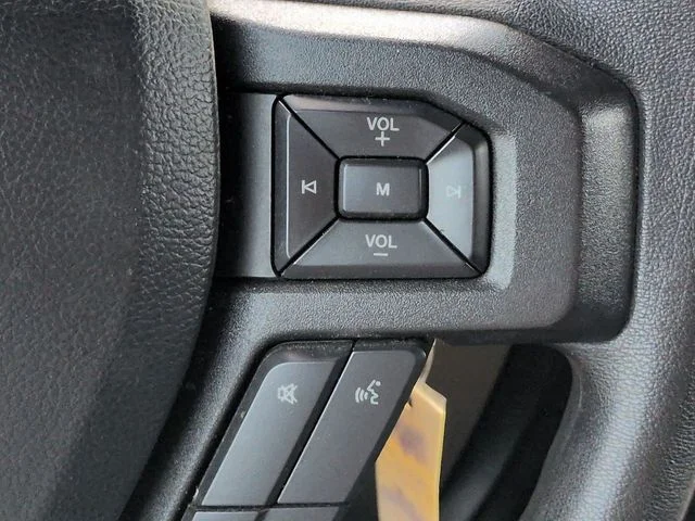 Certified Used 2020 Oxford White Ford XLT image 23