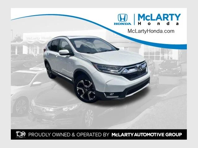 Used 2017 White Diamond Pearl Honda Touring image 1
