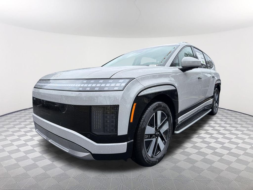 New 2026 Gray Hyundai SEL image 1