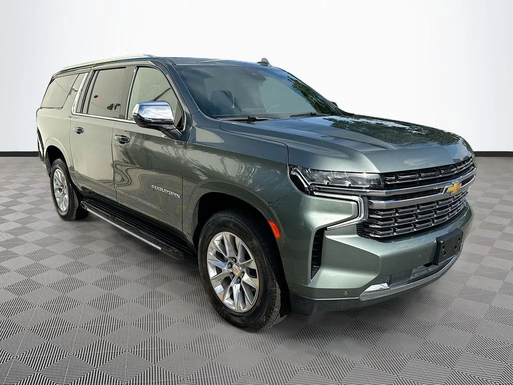 Used 2024 Green Chevrolet Premier image 4
