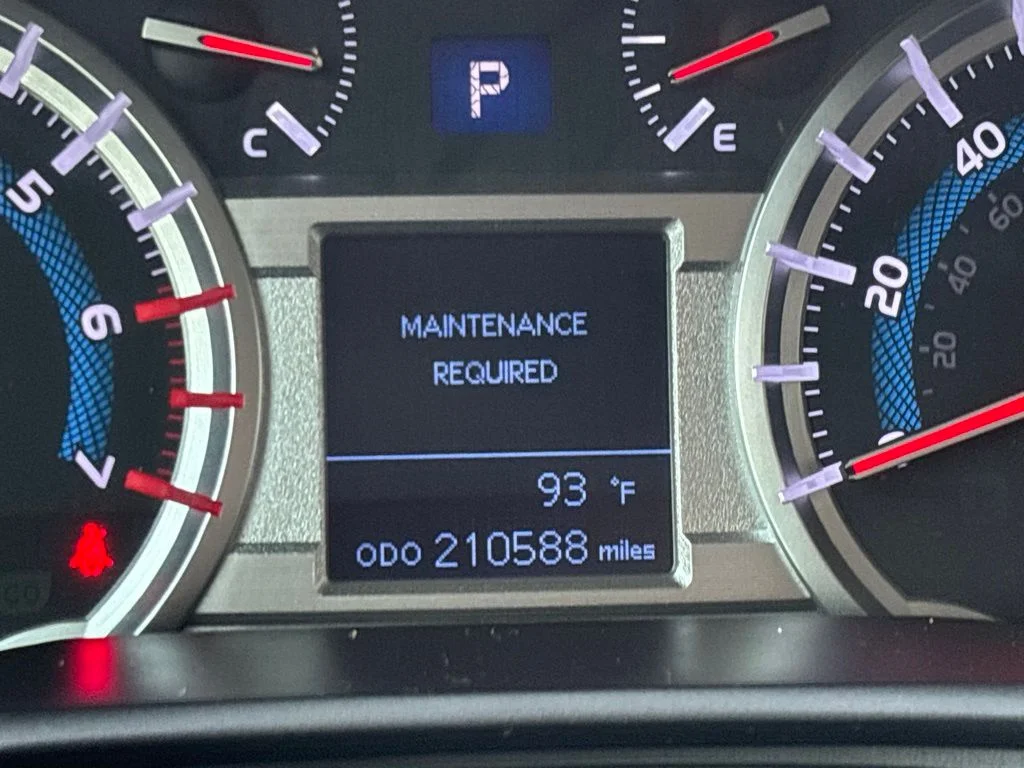 Used 2015 Red Toyota SR5 image 21