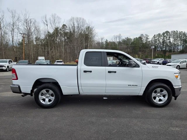 Used 2023 White Ram Big Horn/Lone Star image 9