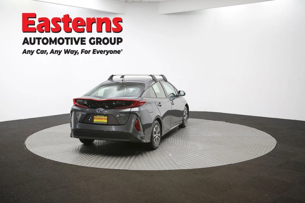 Used 2022 Gray Toyota XLE image 38