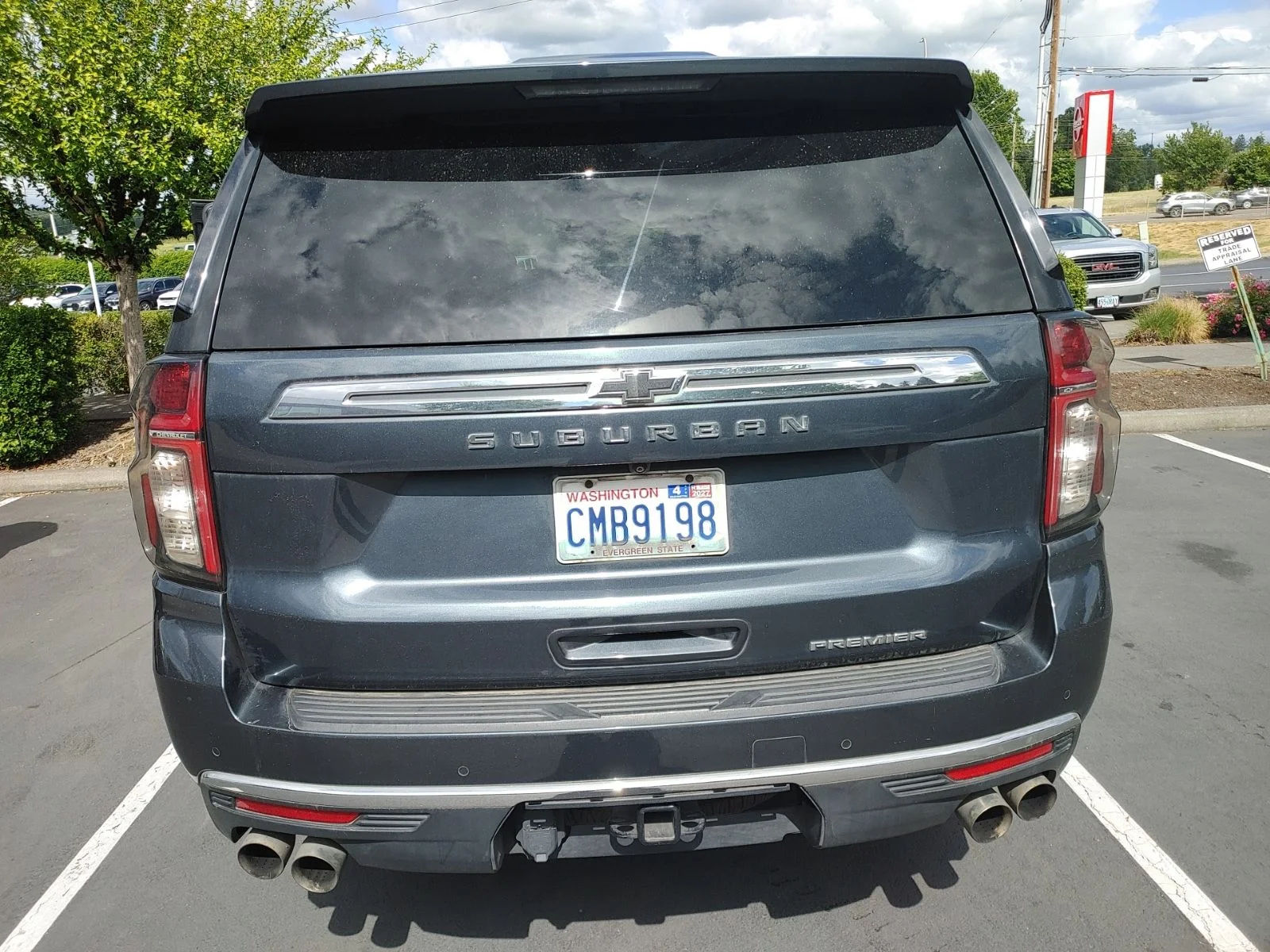 Used 2021 Shadow Gray Metallic Chevrolet Premier image 17