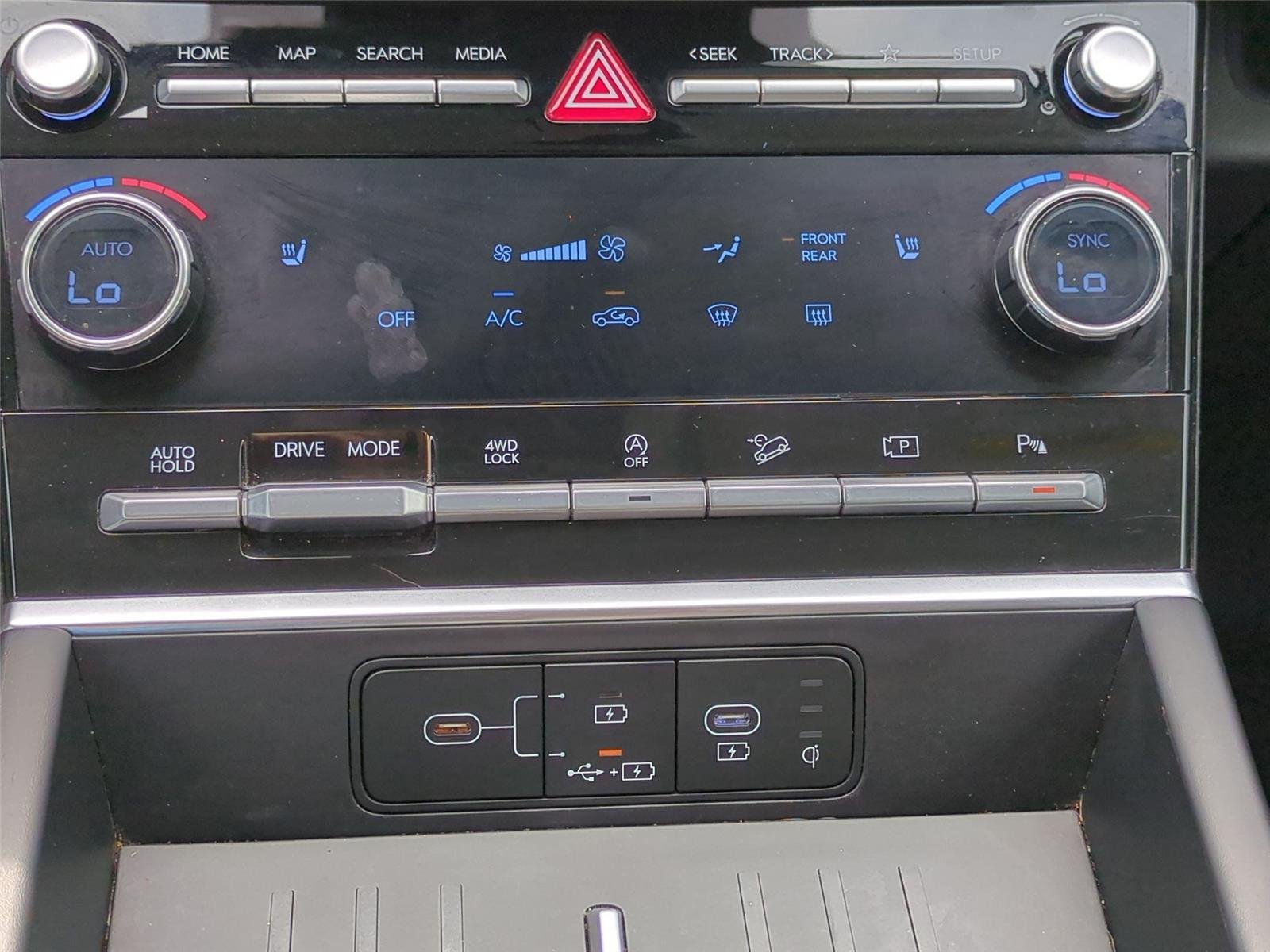 Used 2024 Hampton Gray Hyundai SEL image 26