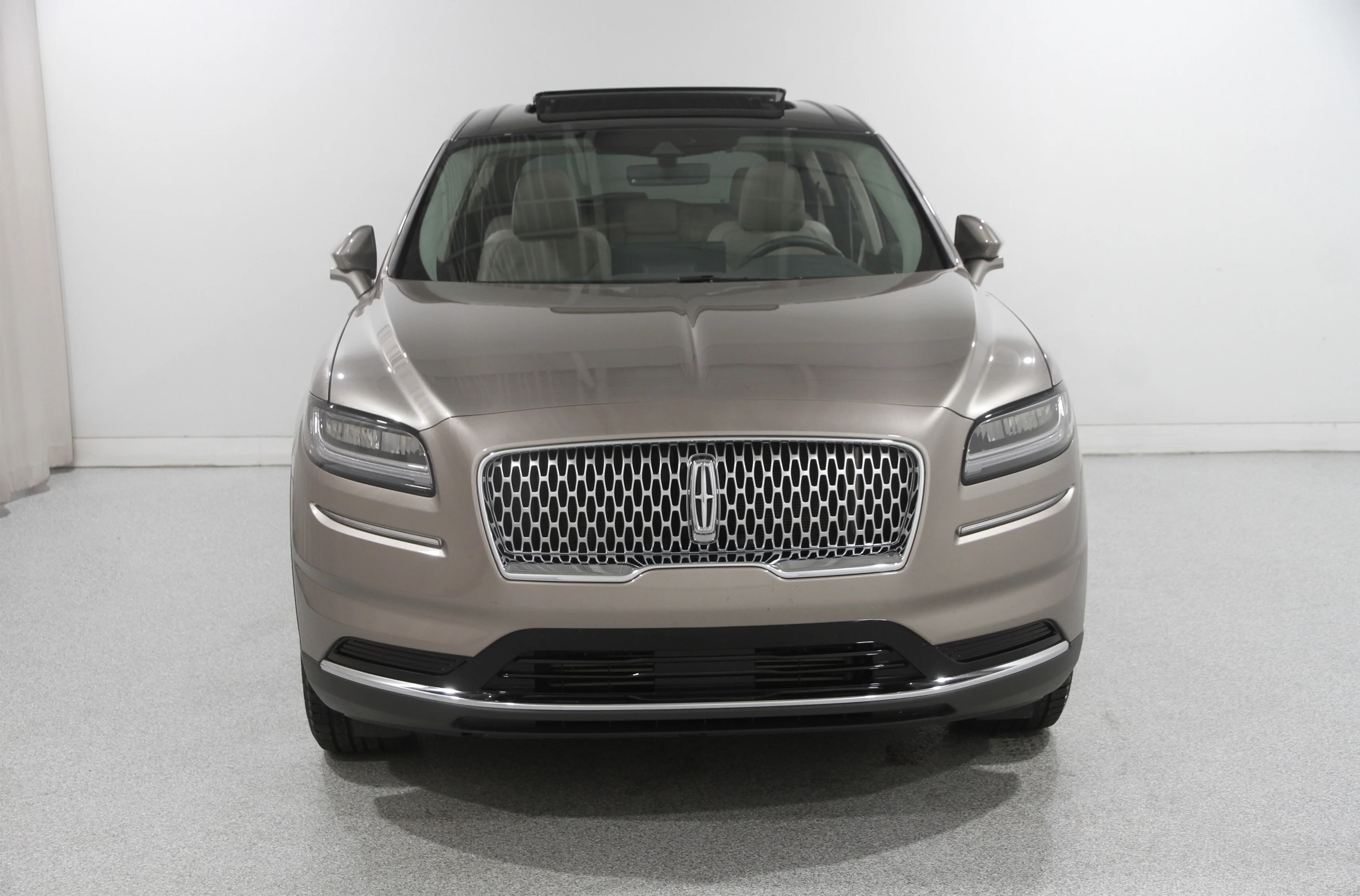 Used 2021 BEIGE Lincoln Reserve image 2
