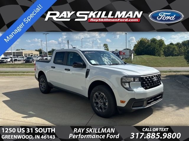 New 2025 Space White Metallic Ford XLT image 1