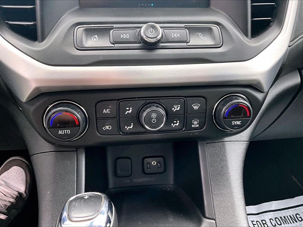 Used 2019 Quicksilver Metallic GMC SLE-1 image 26