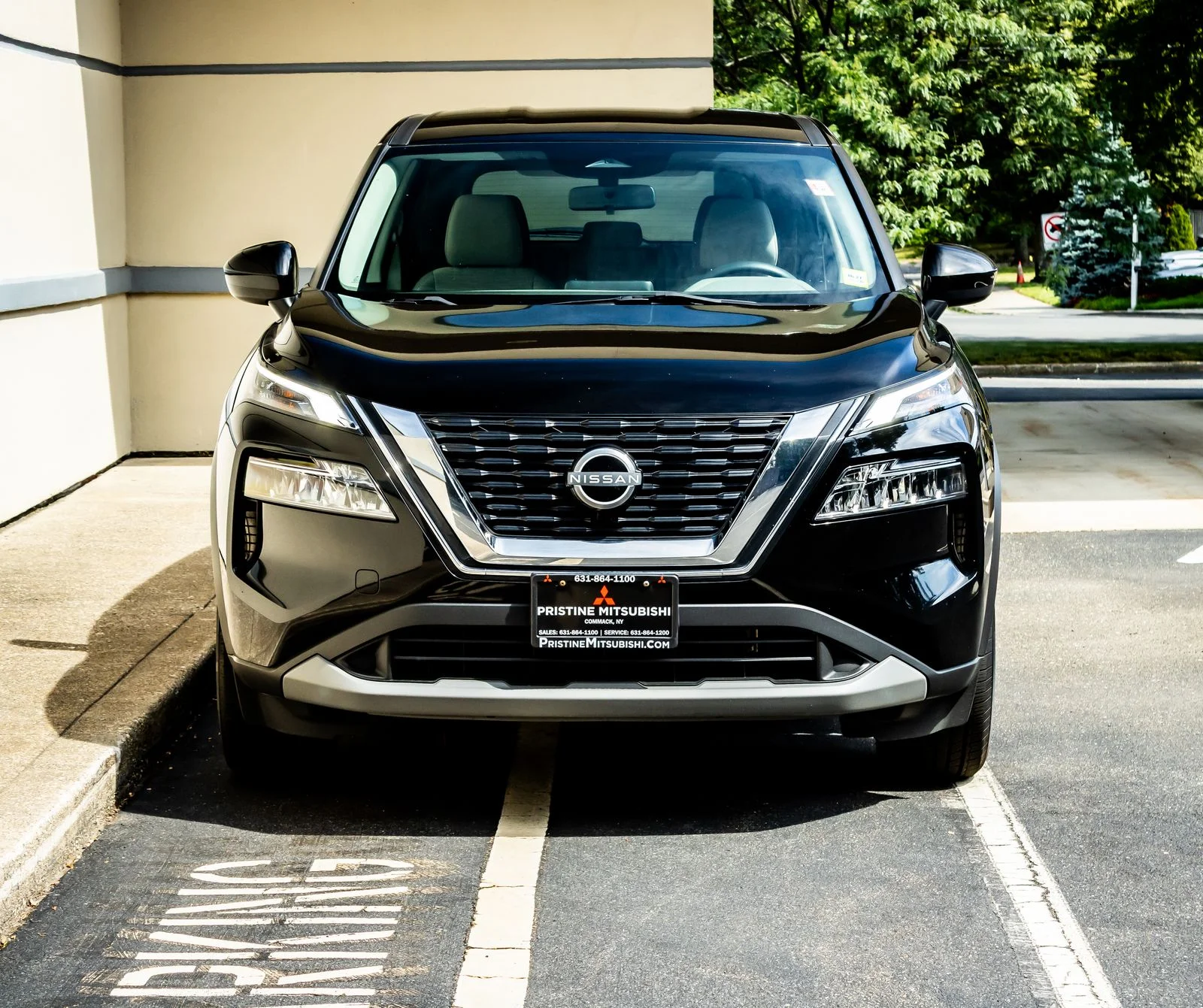 Used 2023 Nissan Rogue SV with VIN JN8BT3BB8PW489257 for sale in Commack, NY