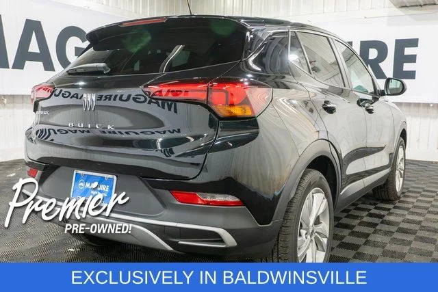 Used 2025 Black Buick Preferred image 5