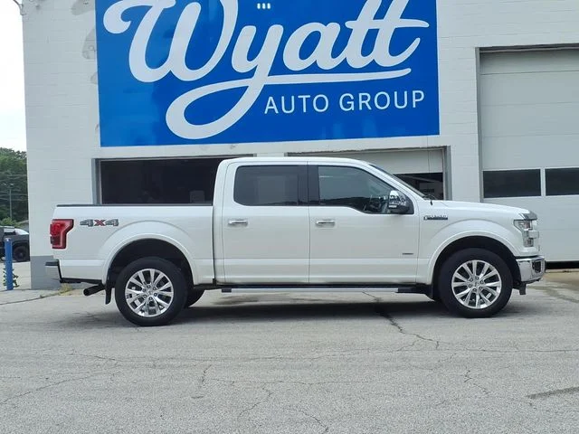 Used 2015 White Ford Lariat image 22