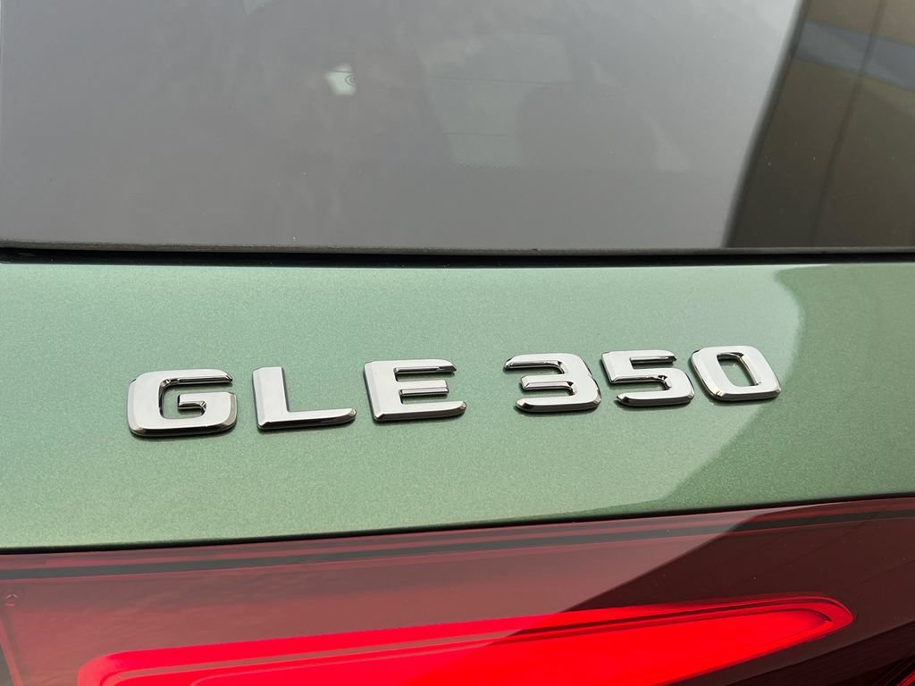 New 2026 MANUFAKTUR Ireland Mid Green Metallic Mercedes-Benz GLE 350 image 69