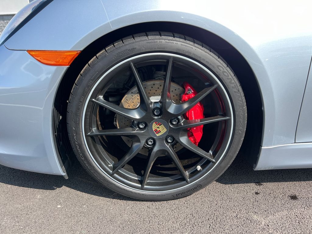 Used 2015 Silver Porsche S image 30