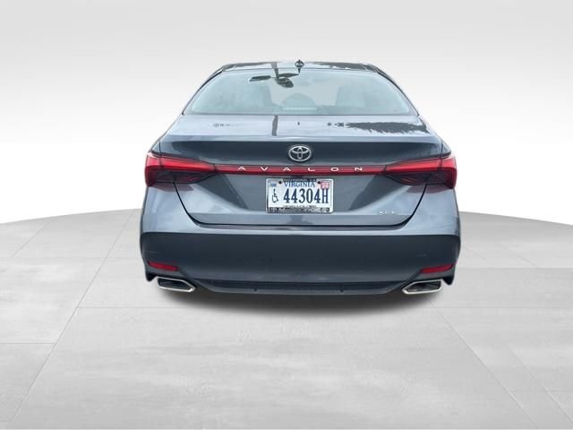 Used 2019 Gray Toyota XLE image 10