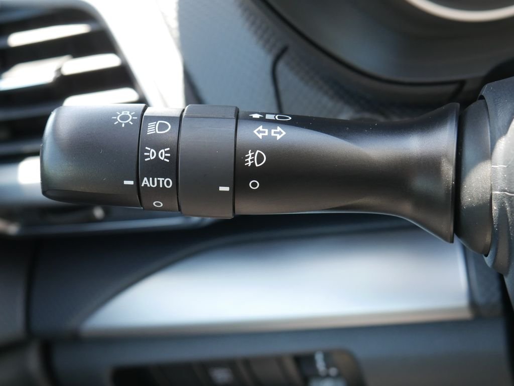 Used 2022 Blue Subaru Premium image 30