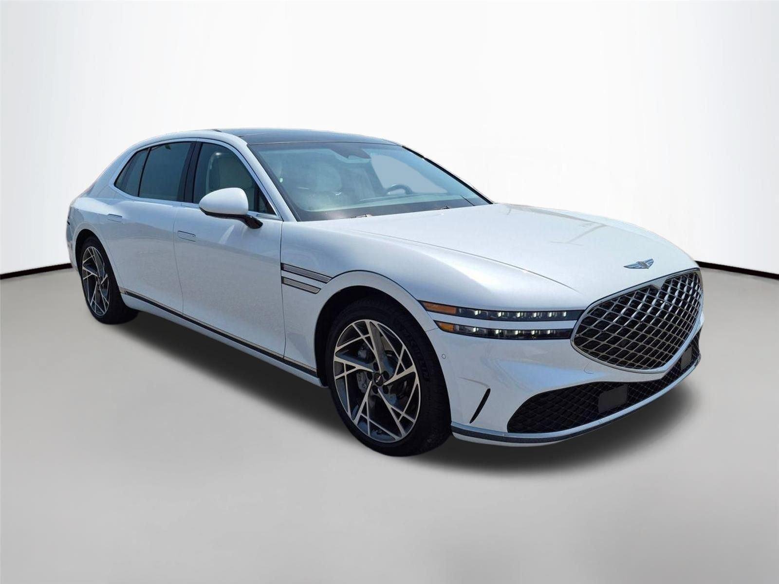 Used 2025 Uyuni White Genesis 3.5T image 3