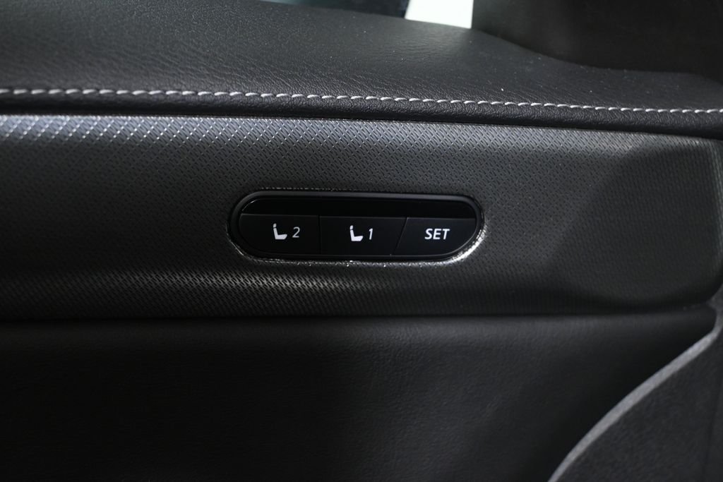 Certified Used 2023 Blue INFINITI LUXE image 28