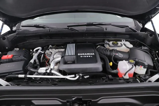 Used 2025 Black GMC Elevation image 14