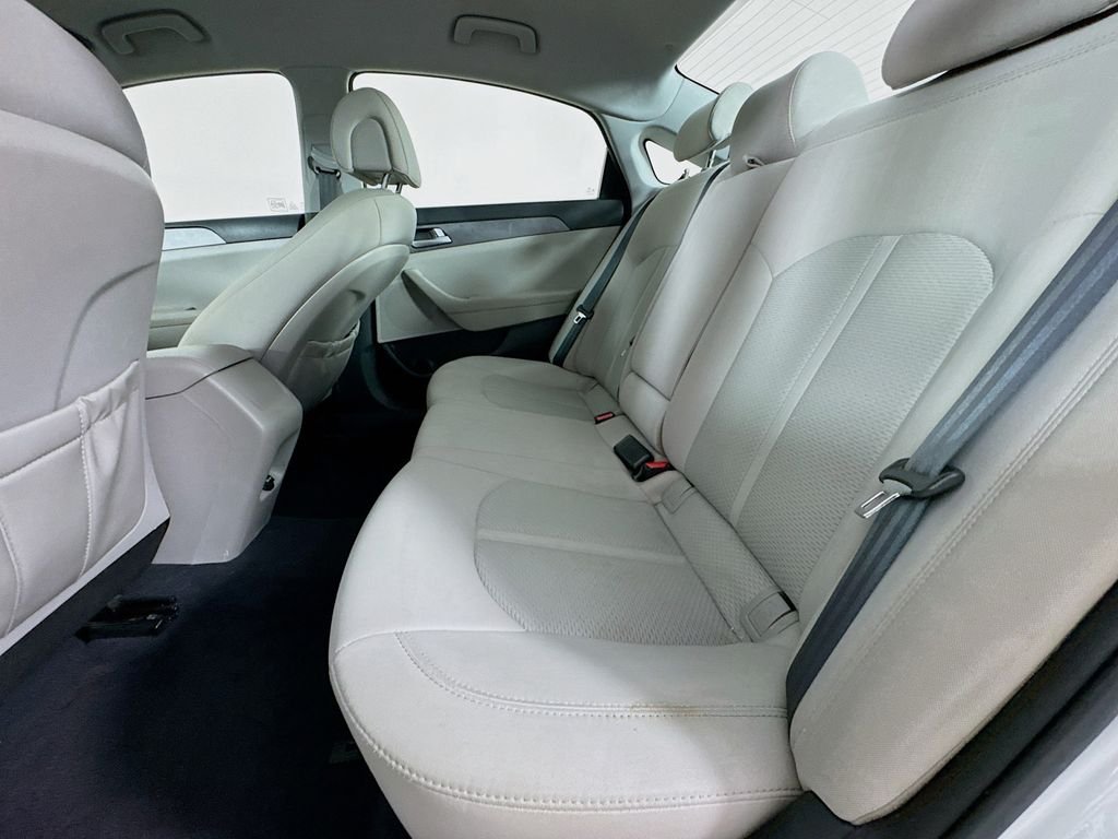 Used 2016 Symphony Silver Hyundai SE image 28
