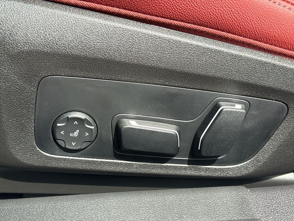 New 2026 Alpine White BMW 330i image 22