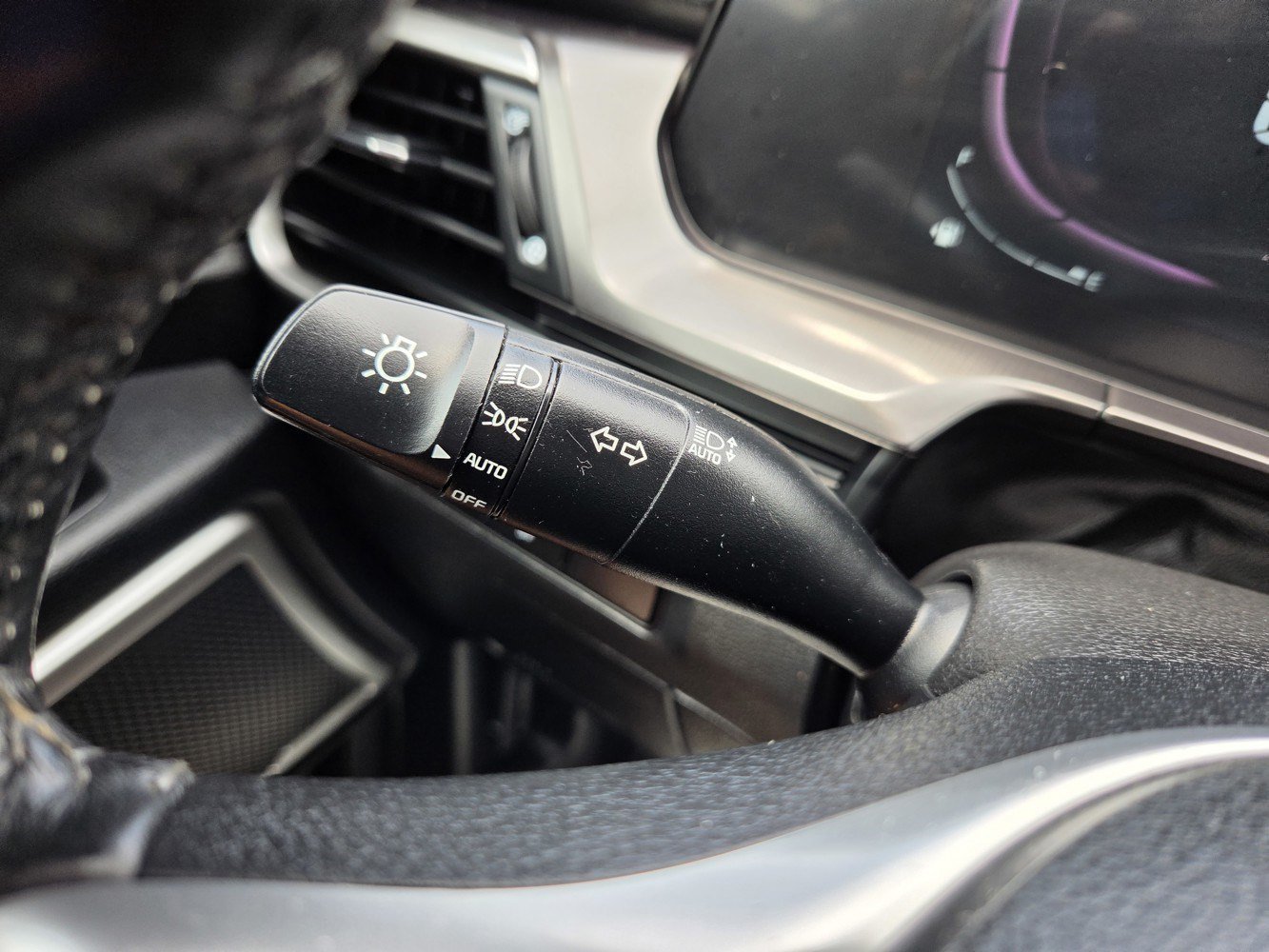 Used 2023 Ebony Black Kia S image 21
