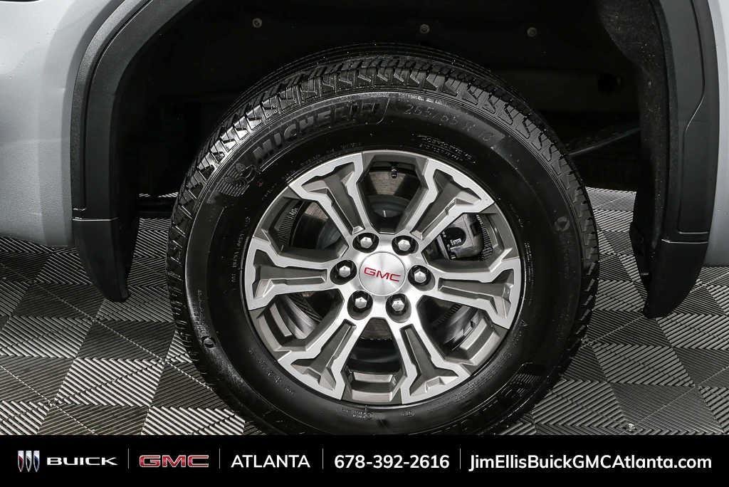 Used 2025 Sterling Metallic GMC SLT image 34