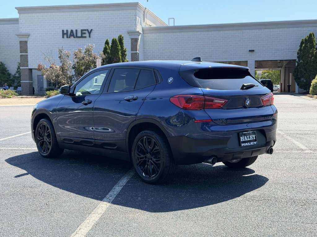 Used 2018 Blue BMW xDrive28i image 22