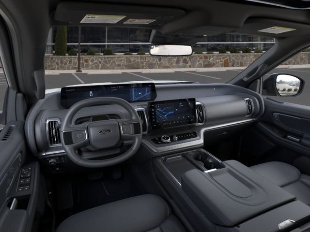 New 2026 Space Silver Metallic Ford Platinum image 9