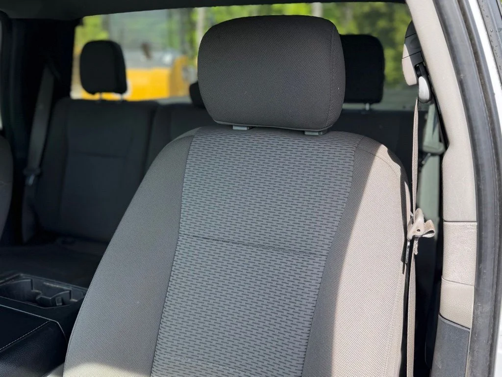 Used 2018 White Ford XLT image 6