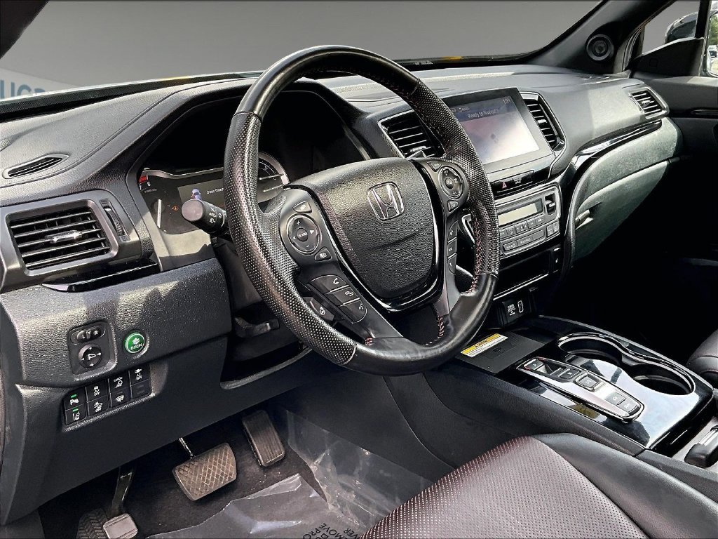 Used 2023 Gray Honda Black Edition image 13