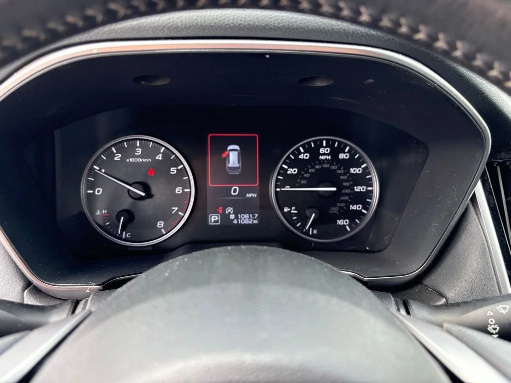 Used 2023 Magnetite Gray Metallic Subaru Limited image 17