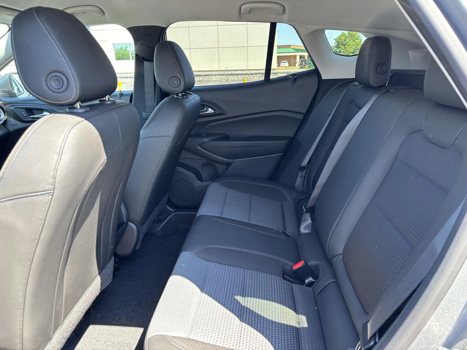 Used 2024 Sterling Gray Metallic Chevrolet LT image 28