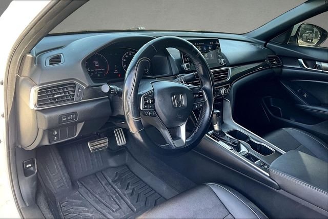 Used 2020  Honda Sport image 10
