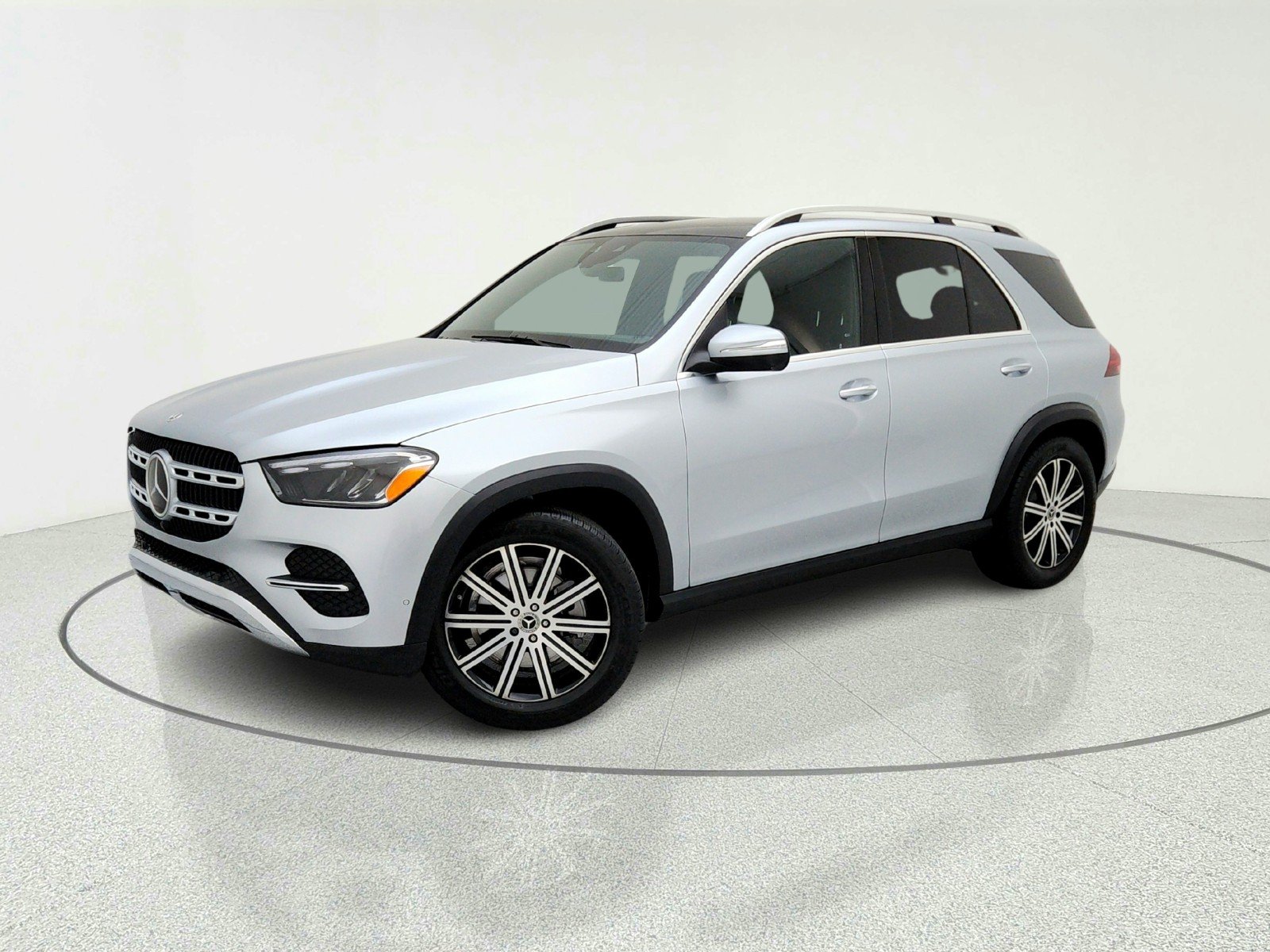 Certified Used 2026 Cirrus Silver Metallic Mercedes-Benz GLE 350 image 1