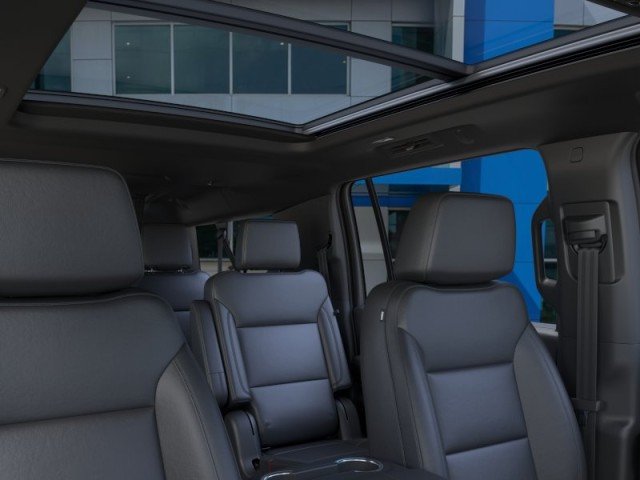 2026 Chevrolet Suburban Z71 - Photo 24
