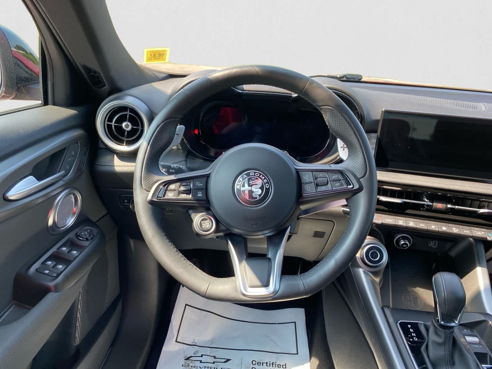 Used 2024 Alfa Rosso Alfa Romeo Veloce image 17