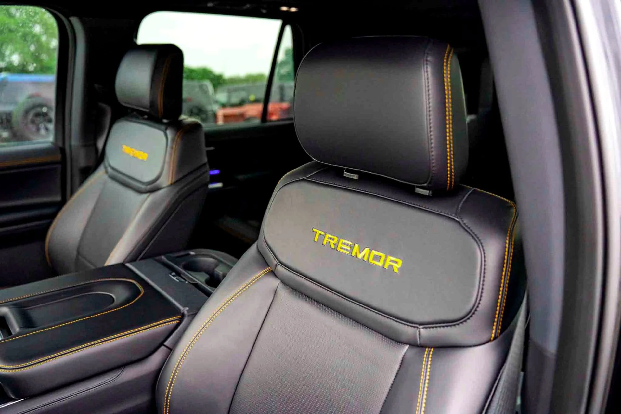 2025 Ford Expedition Tremor - Photo 9