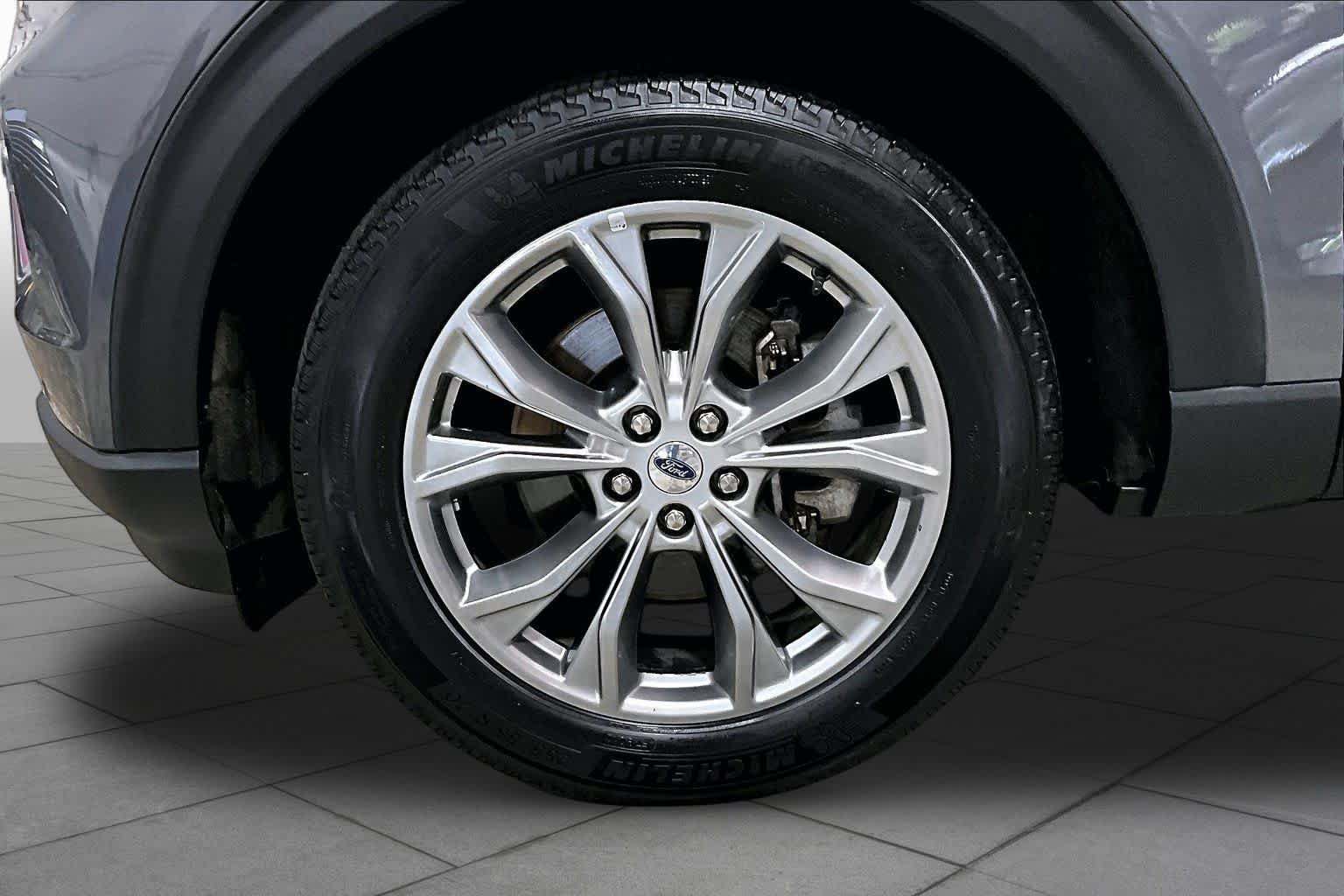 Used 2022 Carbonized Gray Metallic Ford Limited image 11