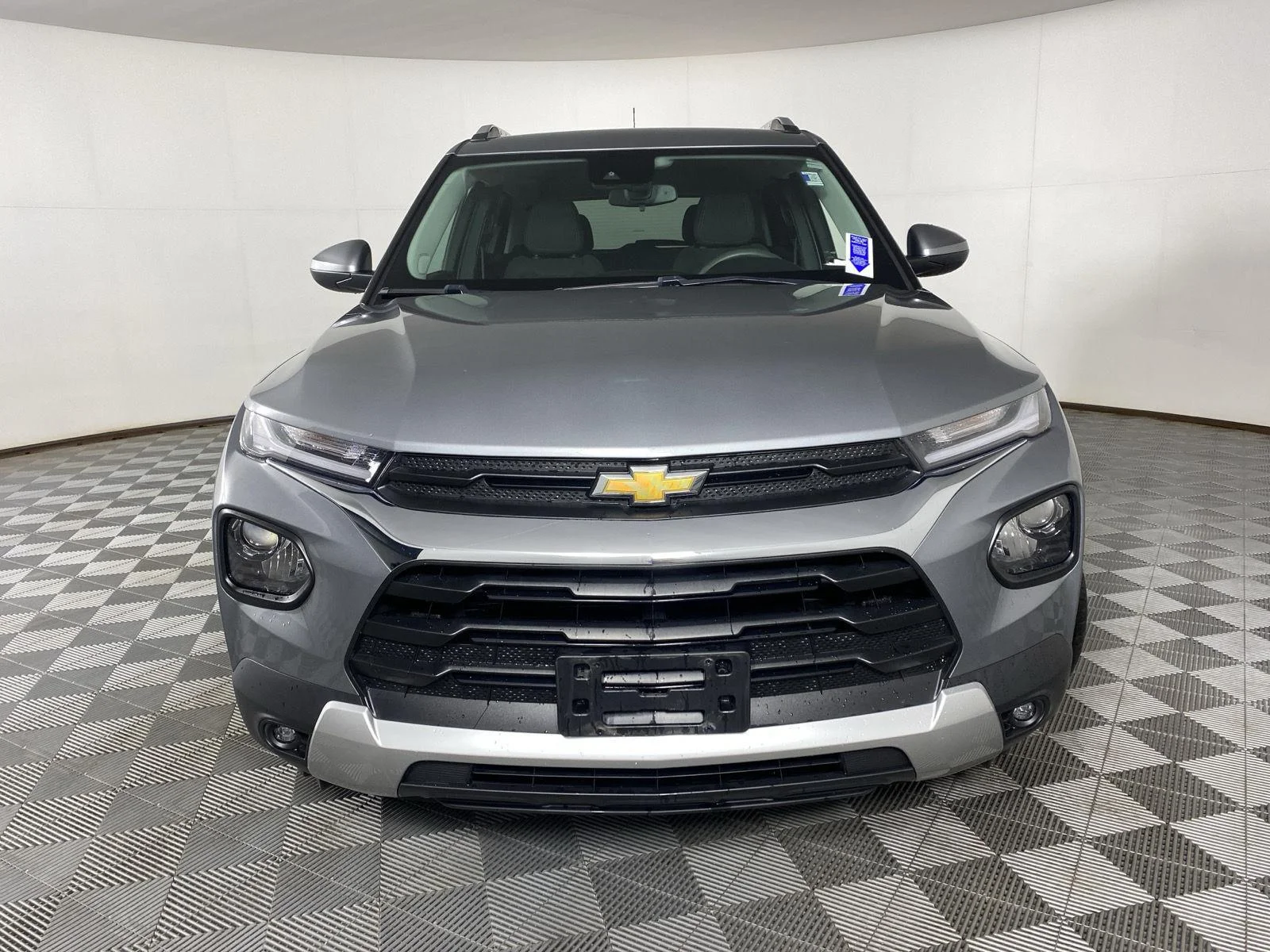Used 2023 Sterling Gray Metallic Chevrolet LT image 2