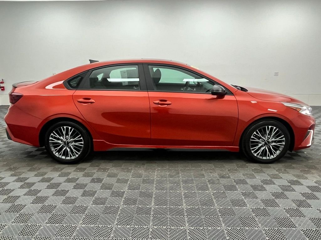 2023 Kia Forte GT-Line - Photo 8