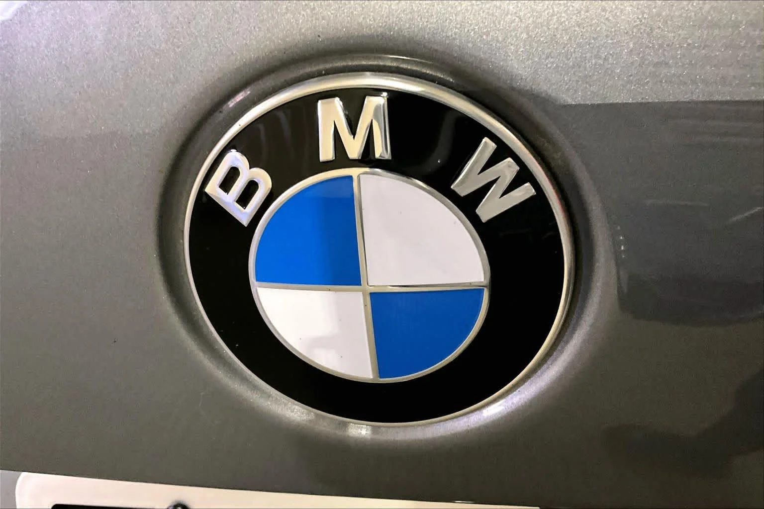 Certified Used 2024 Skyscraper Grey Metallic BMW xDrive40i image 32
