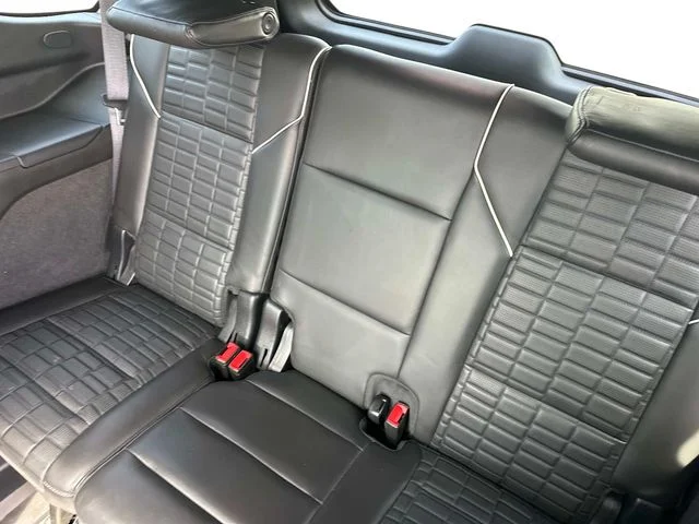 Used 2021 White Cadillac Sport Platinum image 12