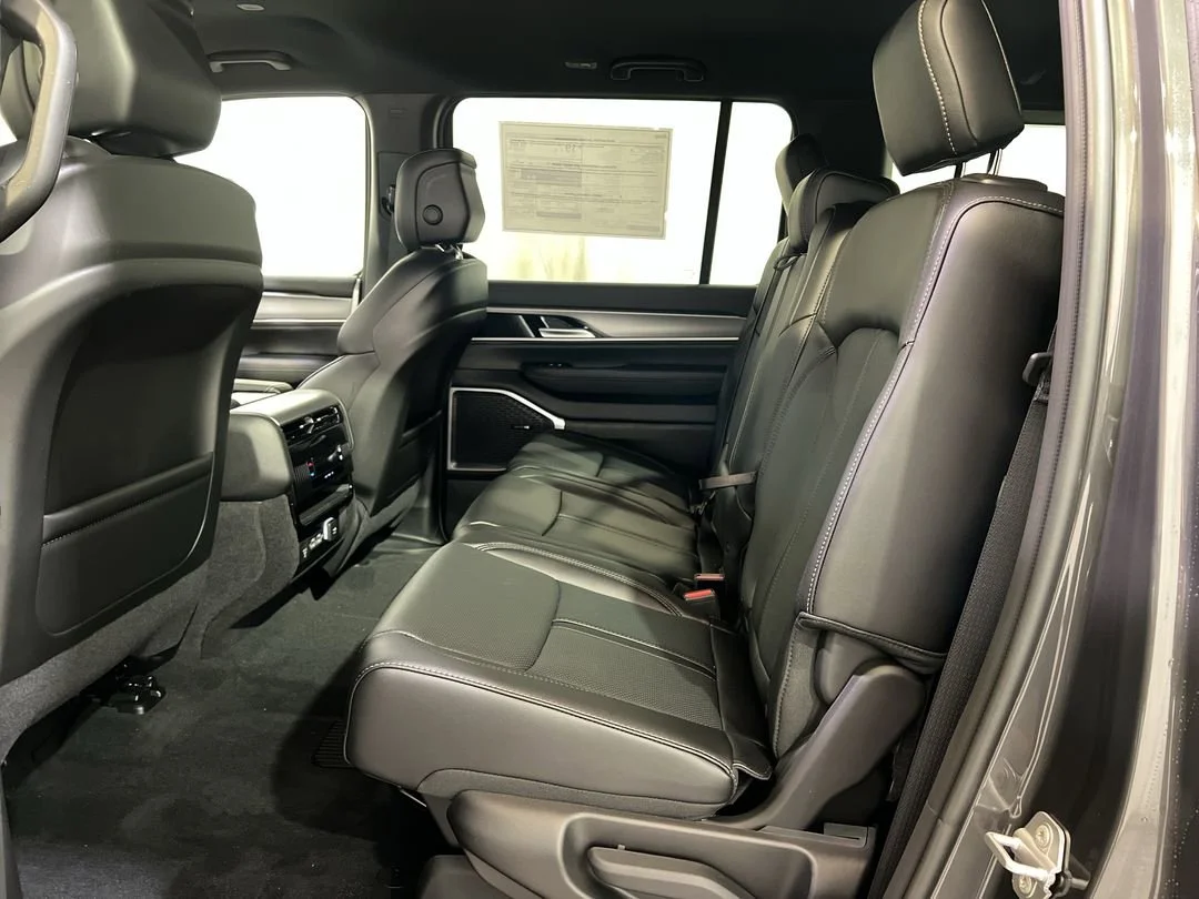 2026 Jeep Grand Wagoneer Base - Photo 18