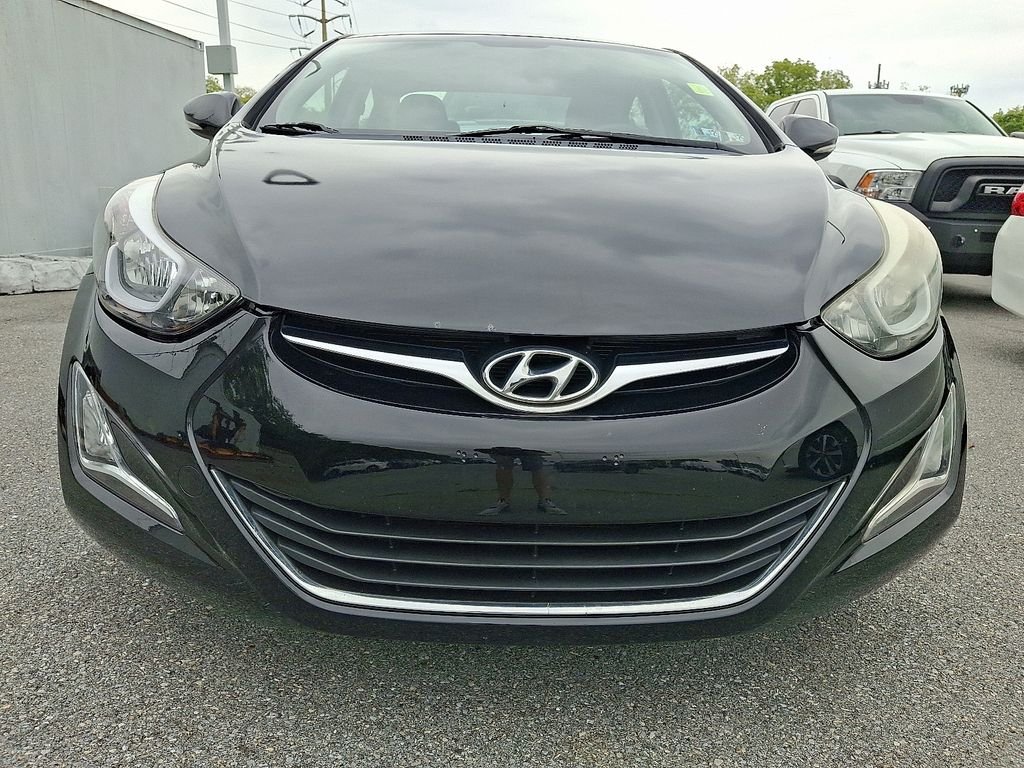 Used 2016 Black Hyundai Value Edition image 2