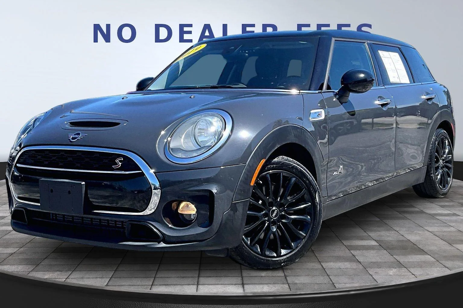 2019 MINI Clubman Cooper S ALL4 Signature's photo